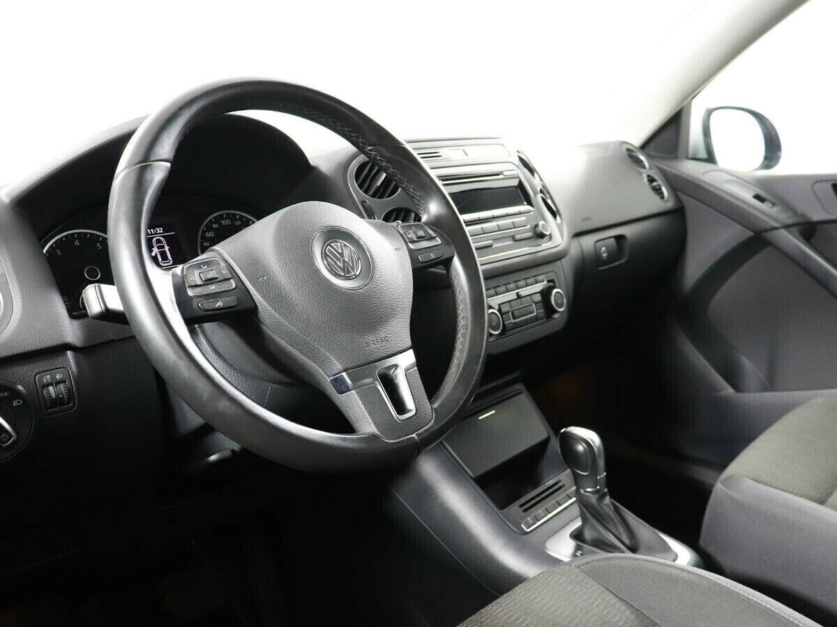 Volkswagen Tiguan, 1.4 л, Робот, 2012 фото 1
