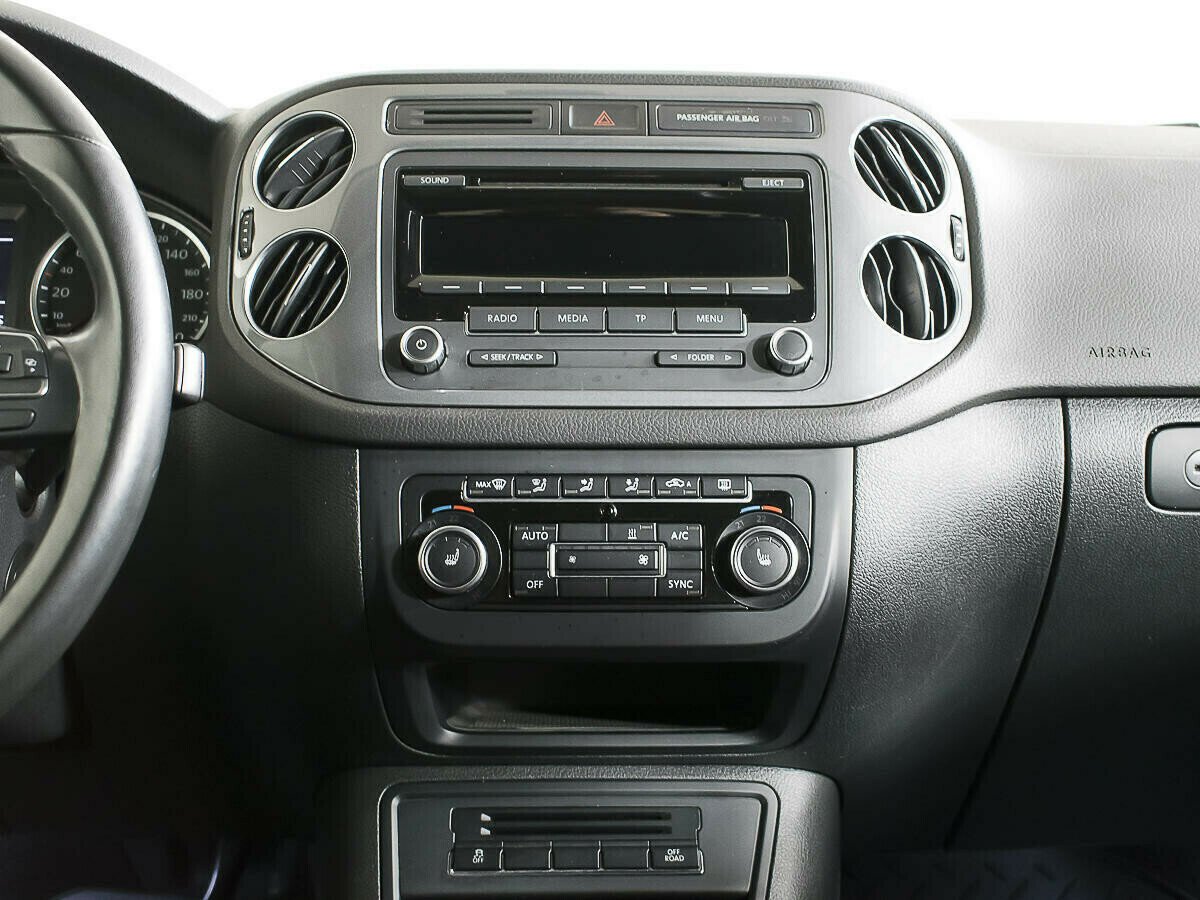 Volkswagen Tiguan, 2.0 л, АТ, 2016 фото 7