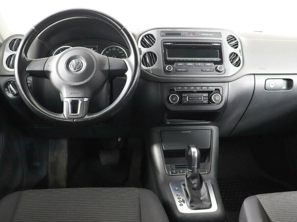 Volkswagen Tiguan, 1.4 л, Робот, 2013 фото 8