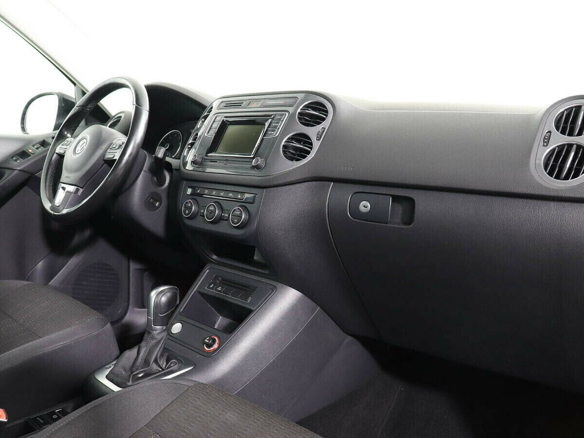 Volkswagen Tiguan, 2.0 л, АТ, 2015 фото 8