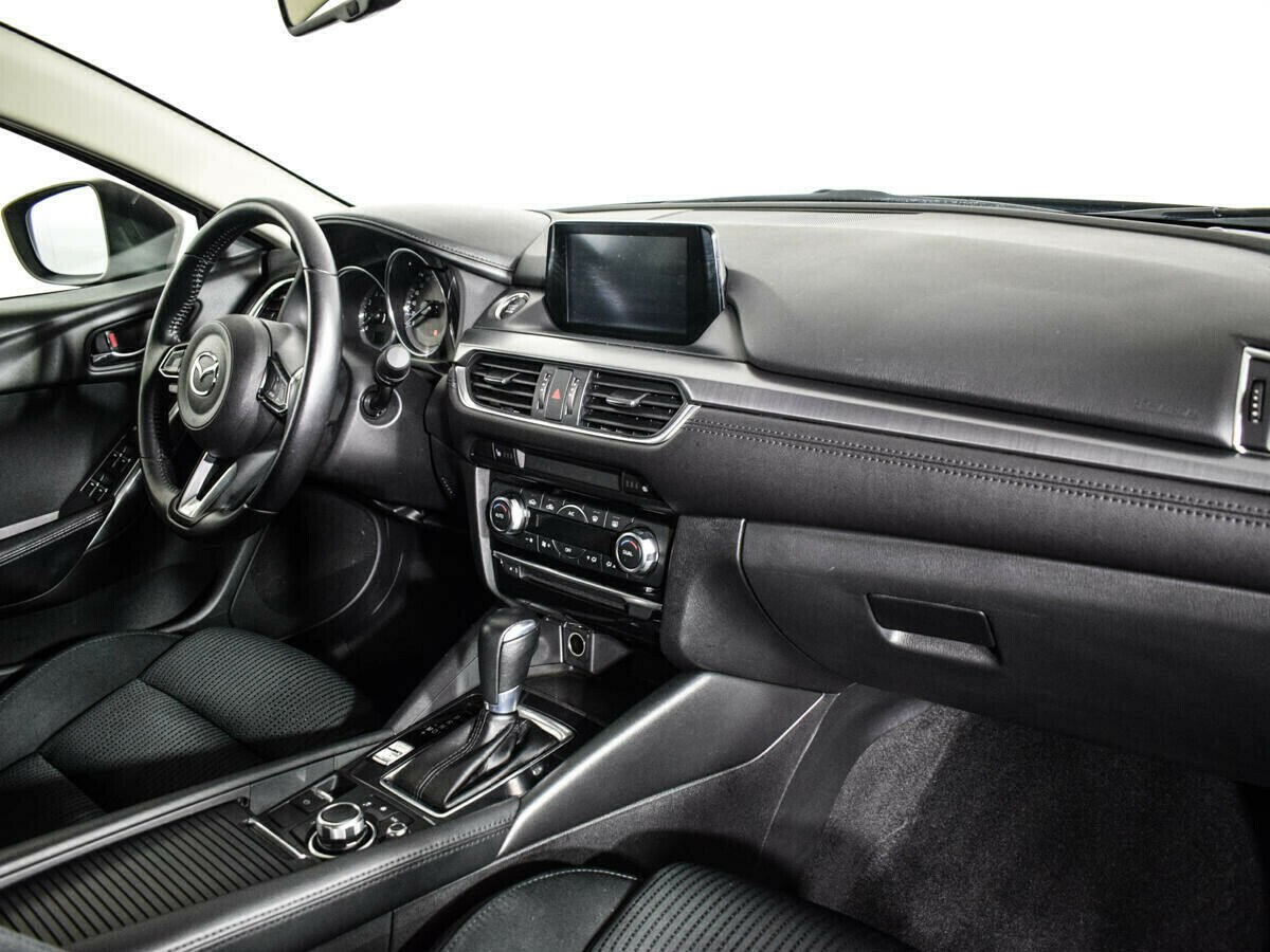 Mazda 6, 2.0 л, АТ, 2018 фото 2