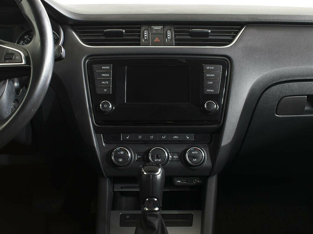 Skoda Octavia, 1.8 л, Робот, 2014 фото 8