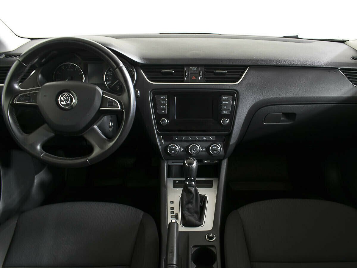 Skoda Octavia, 1.8 л, Робот, 2014 фото 9