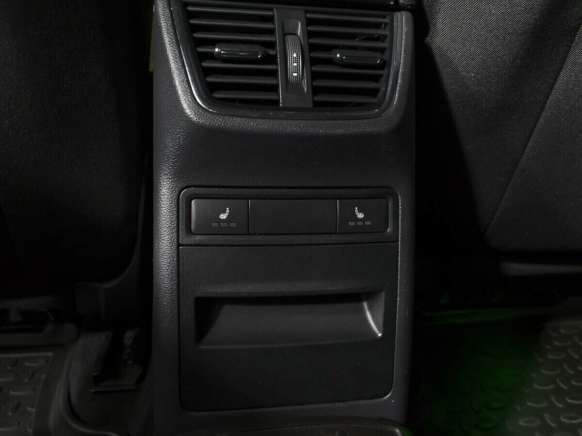 Skoda Octavia, 1.8 л, Робот, 2014 фото 10