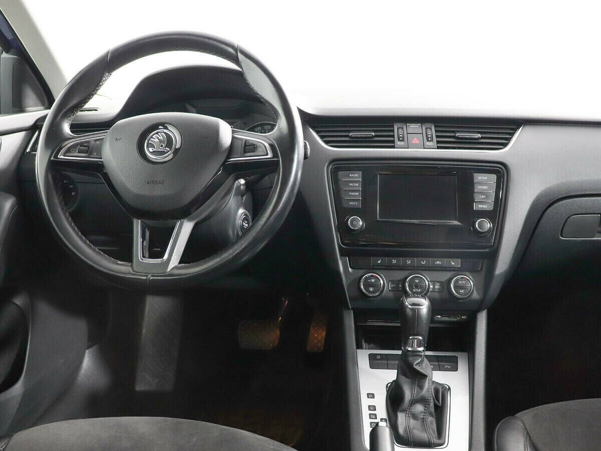 Skoda Octavia, 1.8 л, Робот, 2014 фото 7