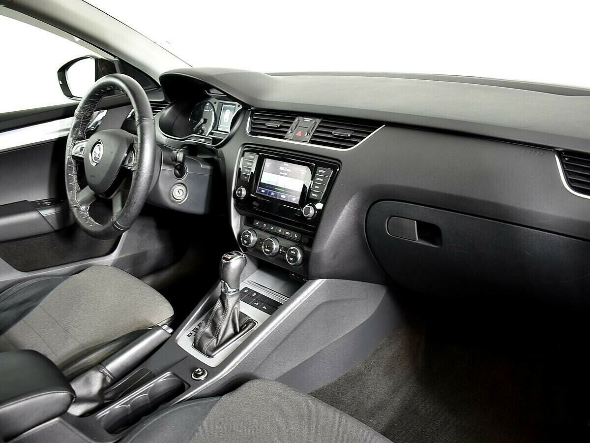 Skoda Octavia, 1.8 л, Робот, 2015 фото 2