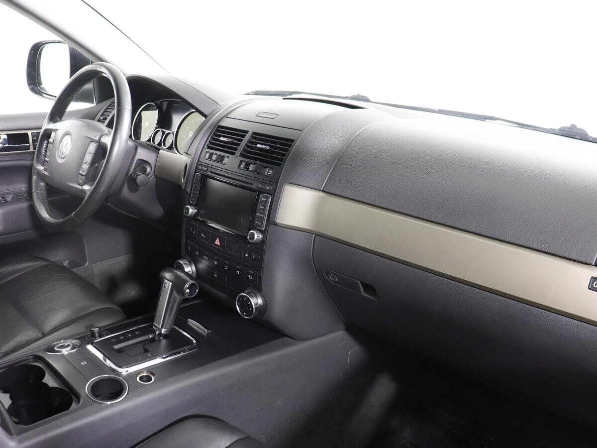 Volkswagen Touareg 3.0 АКПП, 2007, 203 000 км фото 7