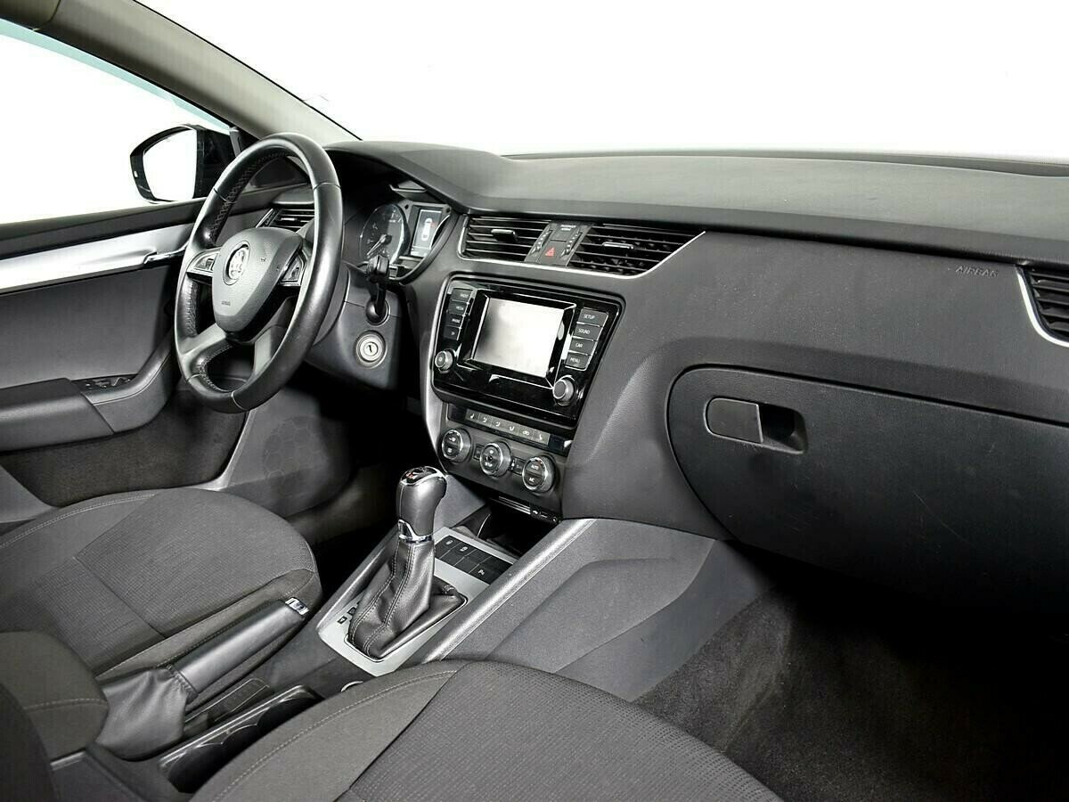 Skoda Octavia, 1.8 л, Робот, 2015 фото 2