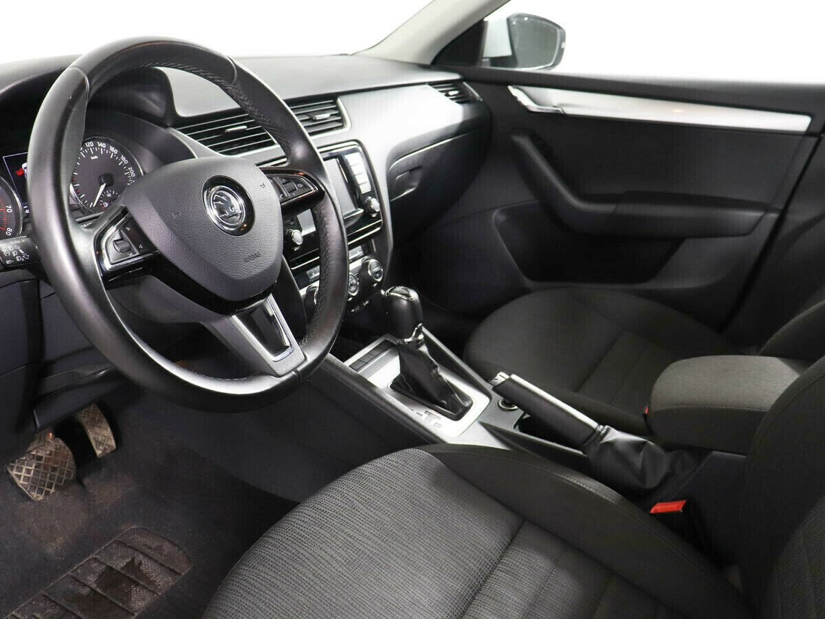Skoda Octavia, 1.4 л, Робот, 2016 фото 2