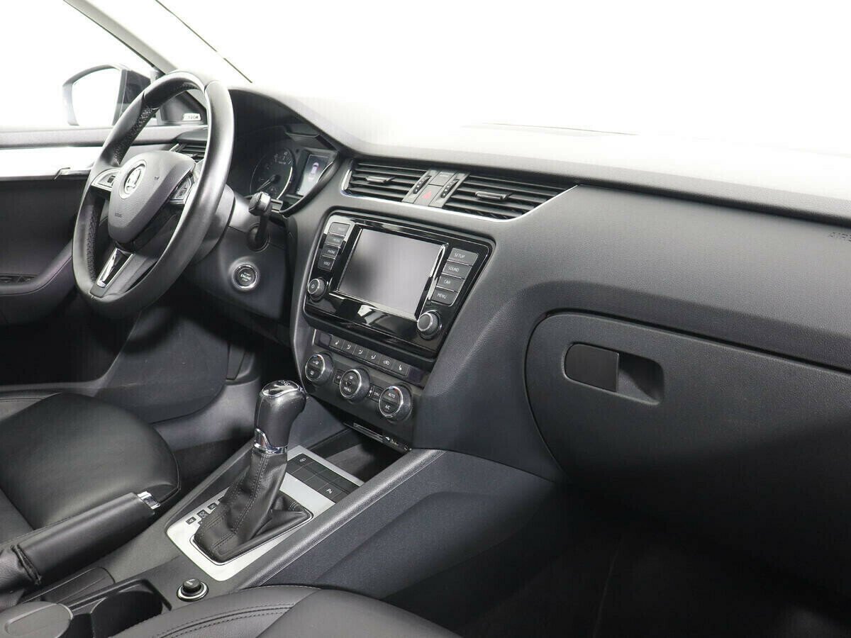 Skoda Octavia, 1.8 л, Робот, 2016 фото 7