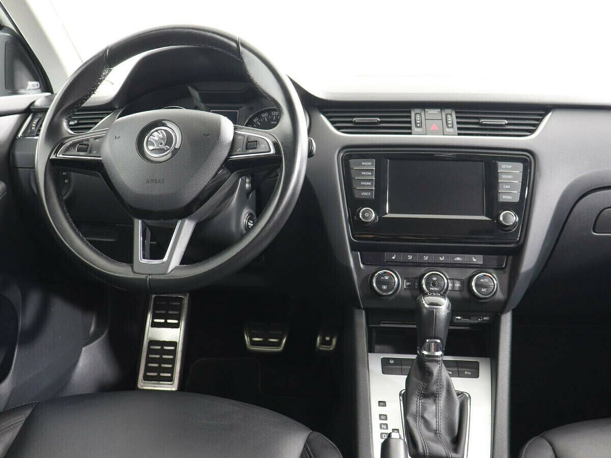 Skoda Octavia, 1.8 л, Робот, 2016 фото 9