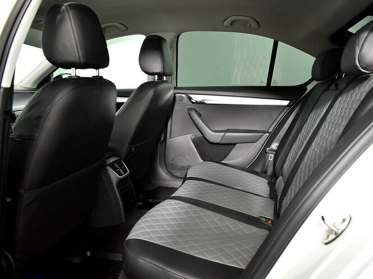 Skoda Octavia, 1.8 л, Робот, 2016 фото 1
