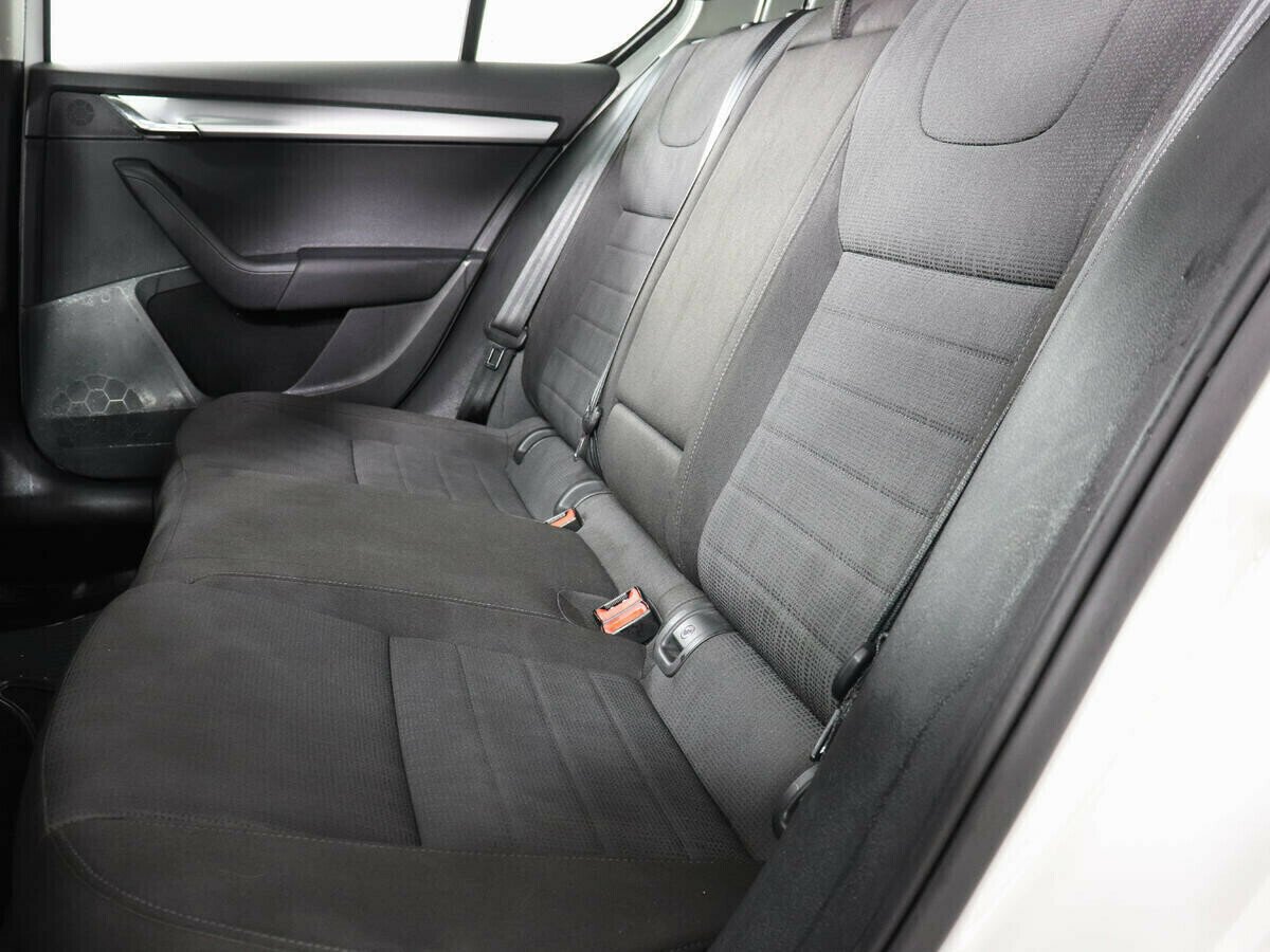 Skoda Octavia, 1.4 л, Робот, 2015 фото 1