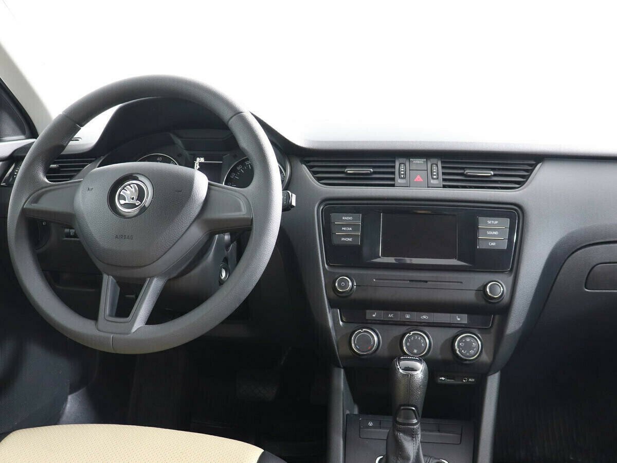 Skoda Octavia, 1.6 л, АТ, 2016 фото 8