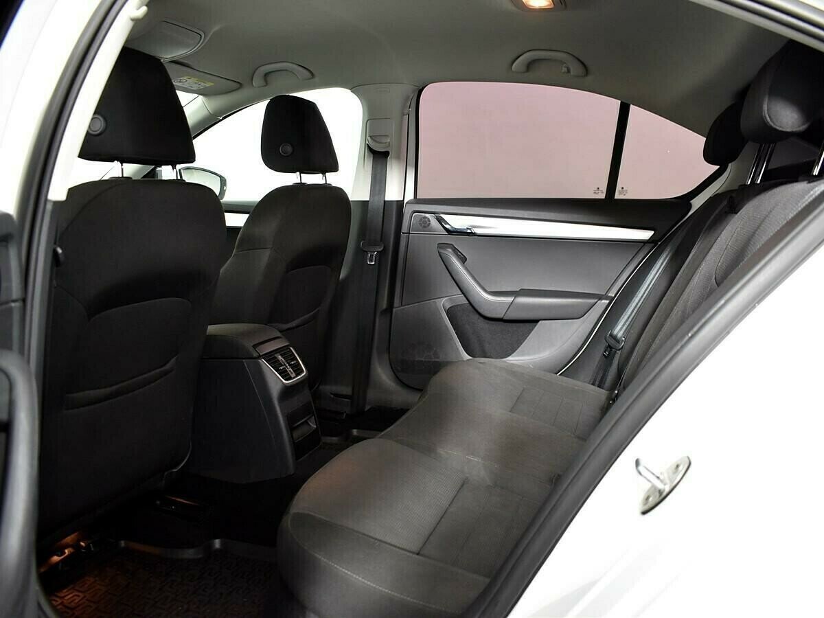 Skoda Octavia, 1.8 л, Робот, 2016 фото 1