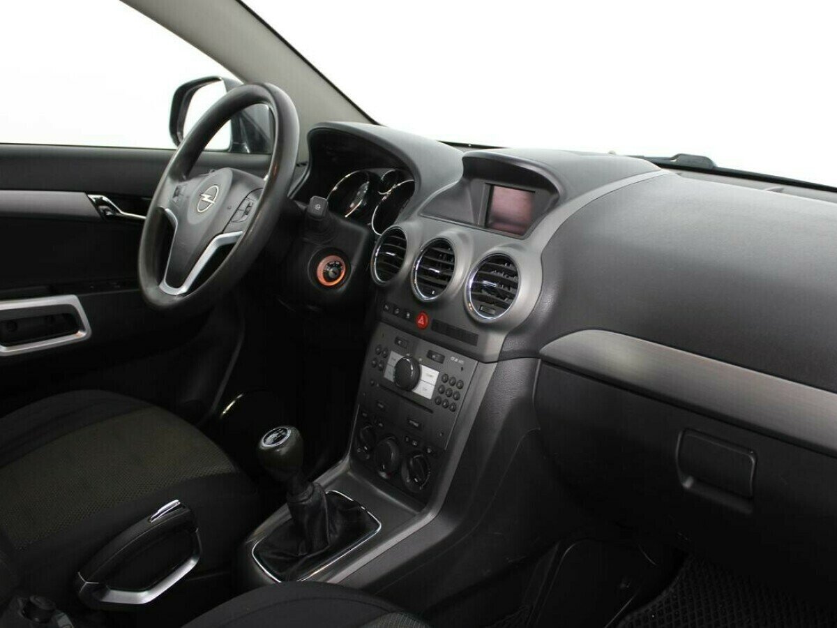 Opel Antara, 2.4 л, МТ, 2011 фото 2