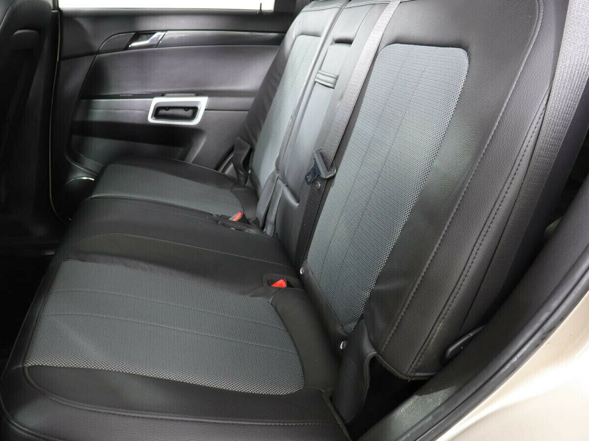 Opel Antara, 2.4 л, АТ, 2012 фото 1