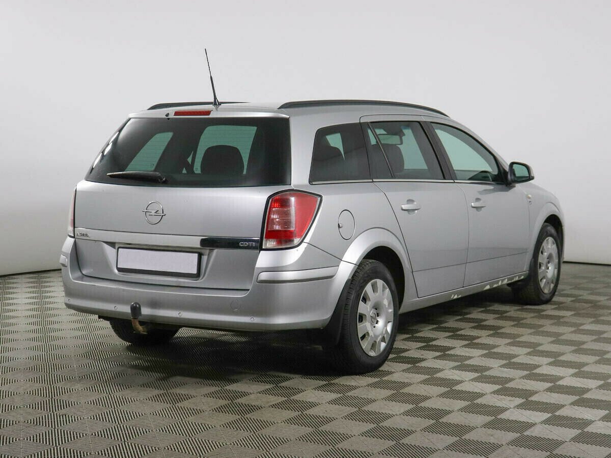 Opel Astra, 1.3 л, МТ, 2010 фото 5