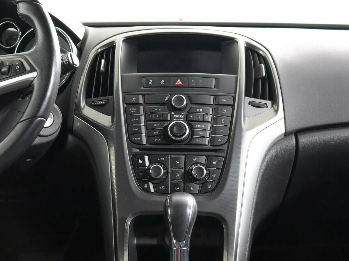 Opel Astra, 1.6 л, АТ, 2011 фото 8