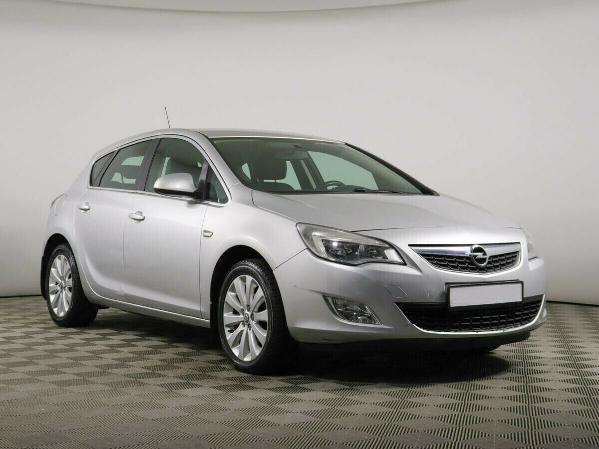 Opel Astra, 1.6 л, АТ, 2012 фото 4