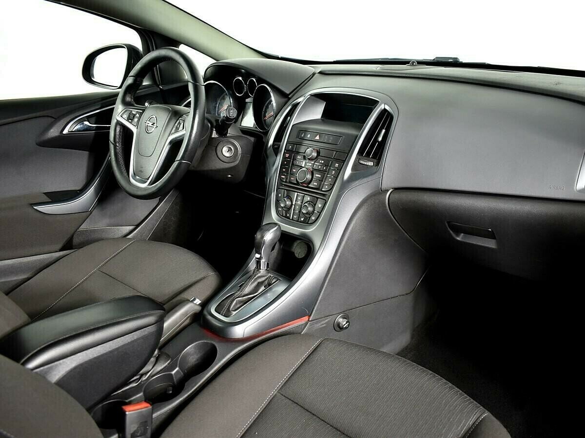 Opel Astra, 1.4 л, АТ, 2012 фото 2