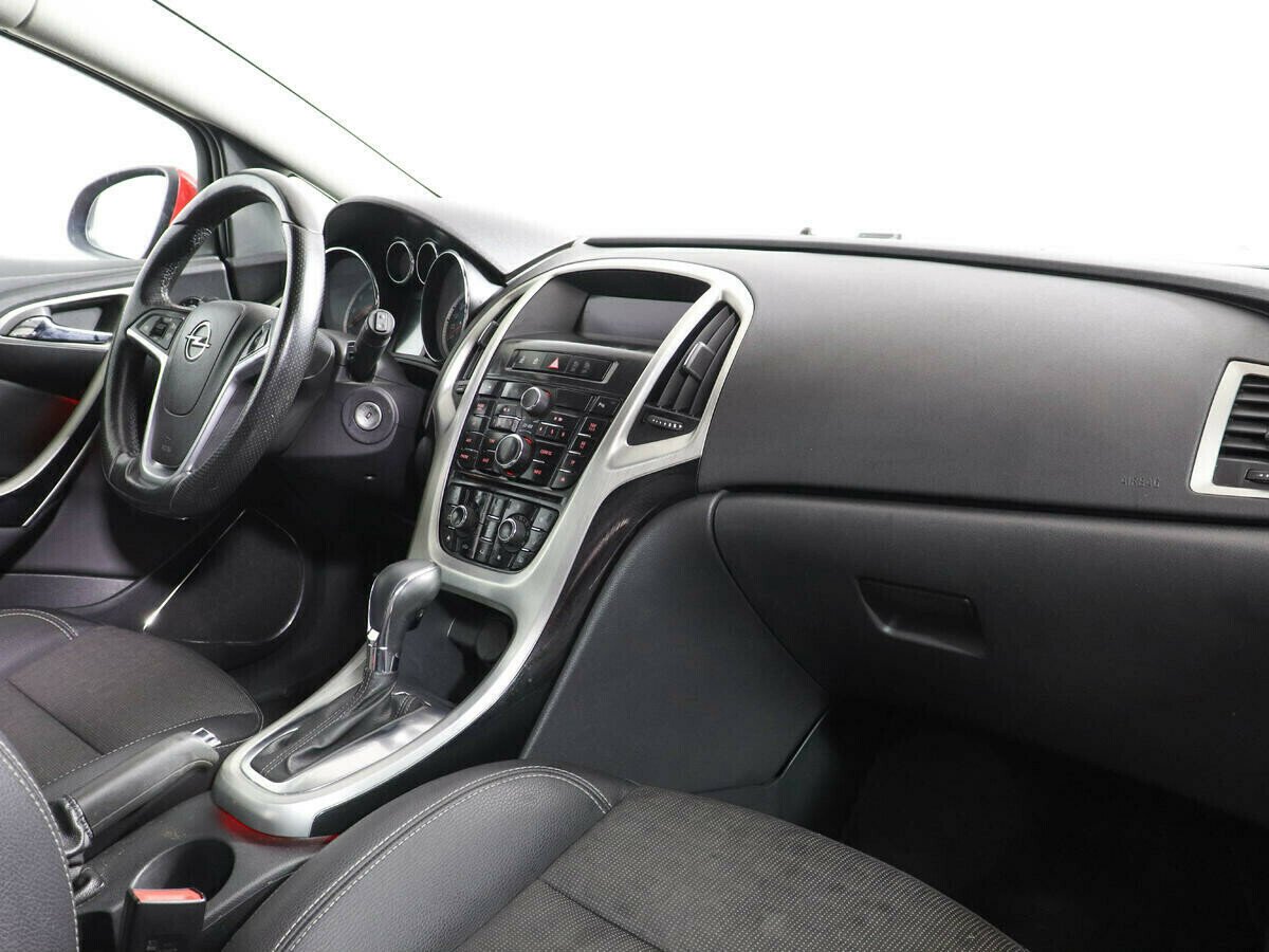 Opel Astra, 1.4 л, АТ, 2012 фото 2