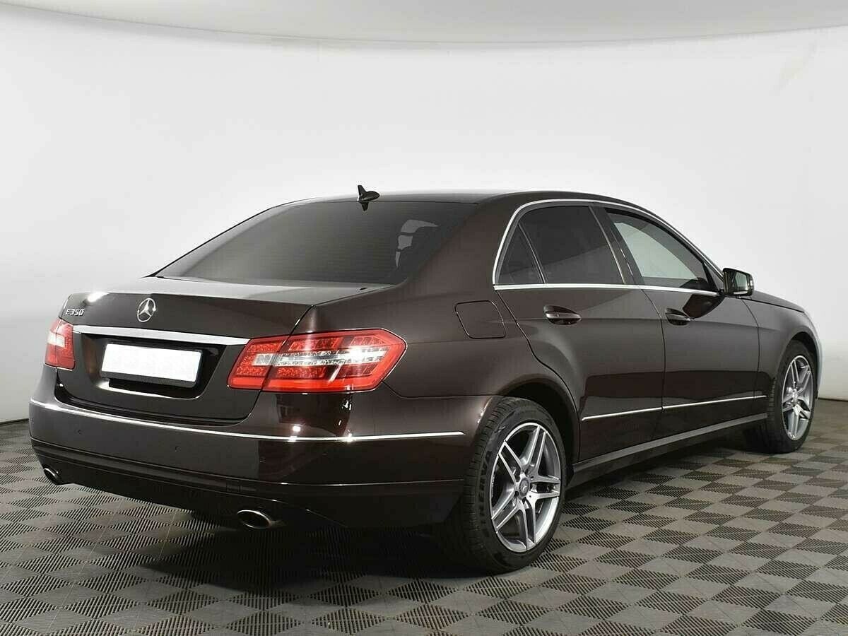 Mercedes-Benz E-Класс 3.5 АКПП, 2010, 161 000 км фото 3