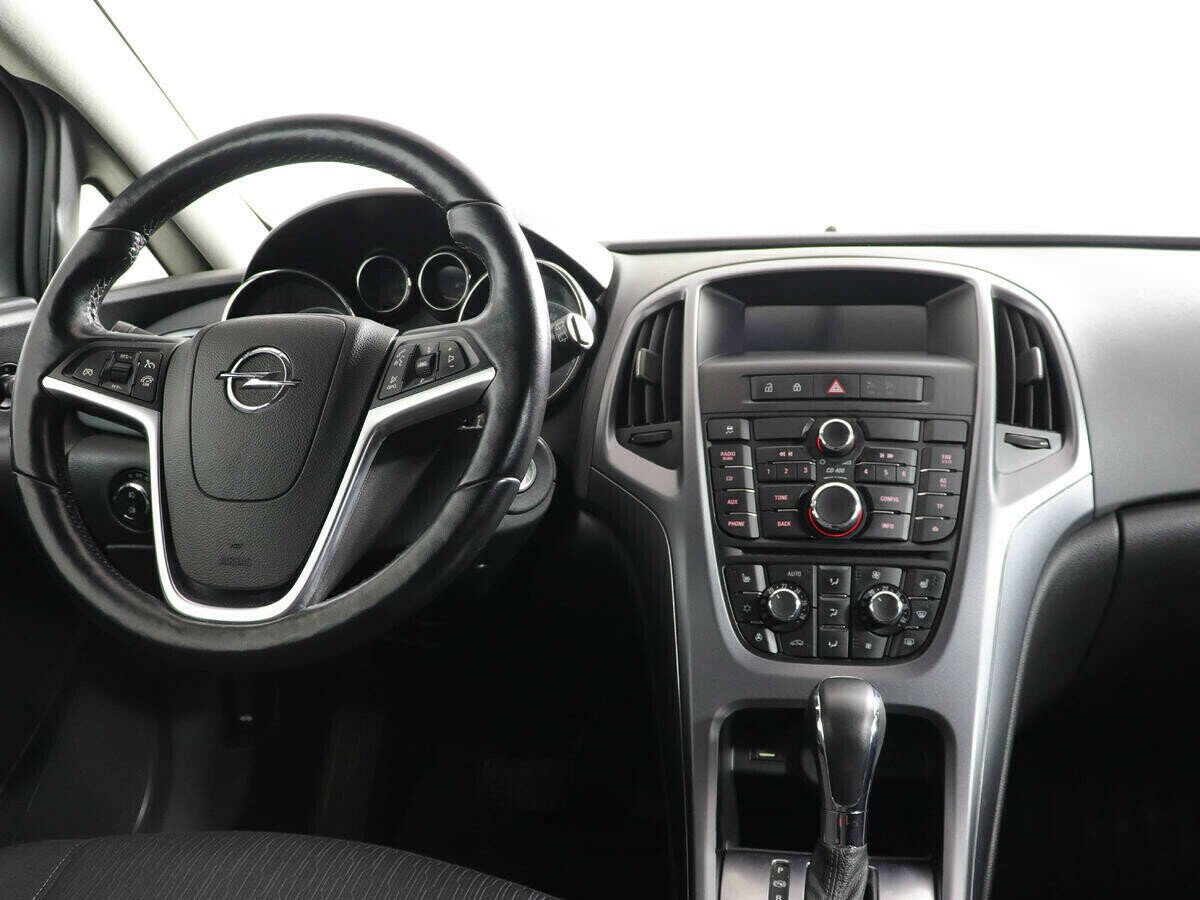 Opel Astra, 1.4 л, АТ, 2013 фото 8