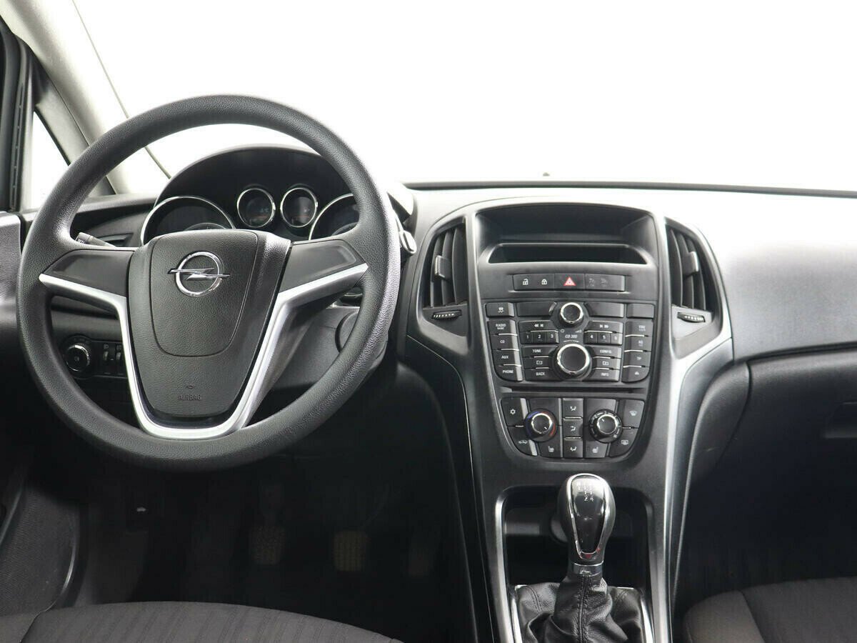 Opel Astra, 1.6 л, МТ, 2014 фото 8