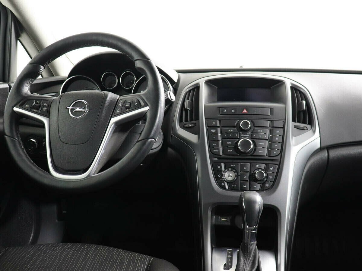Opel Astra Cosmo, 1.4 л, АТ, 2014 фото 8