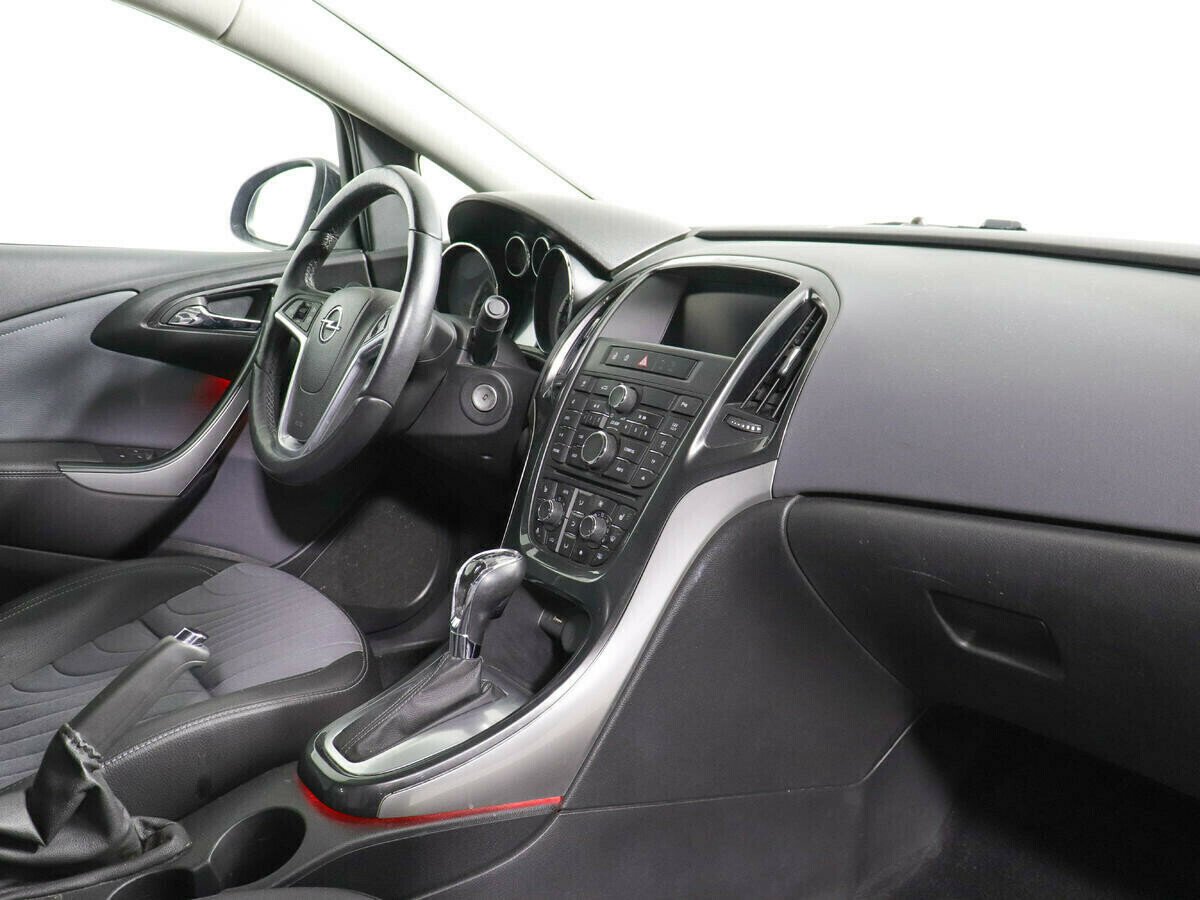 Opel Astra, 1.4 л, АТ, 2013 фото 2