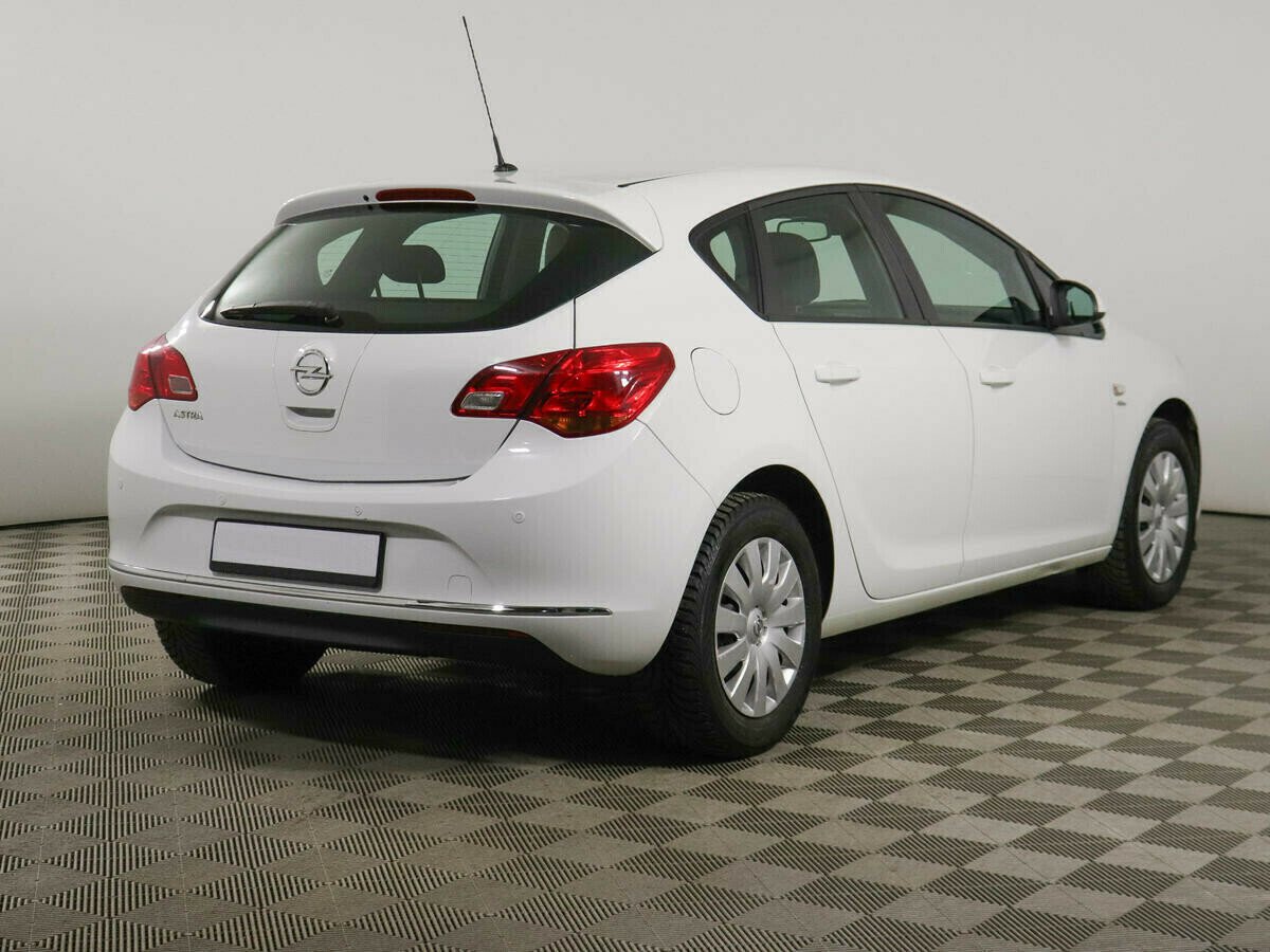 Opel Astra, 1.6 л, АТ, 2014 фото 5