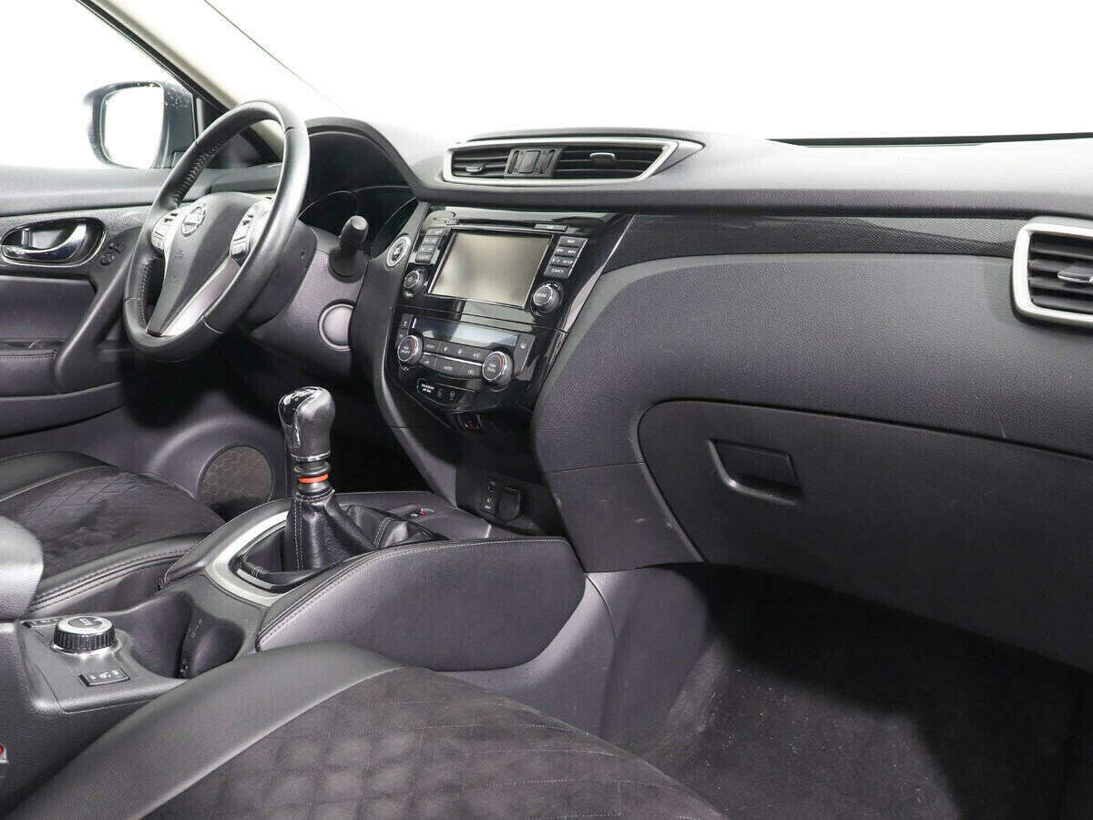 Nissan X-Trail 1.6 МКПП, 2015, 107 000 км фото 6