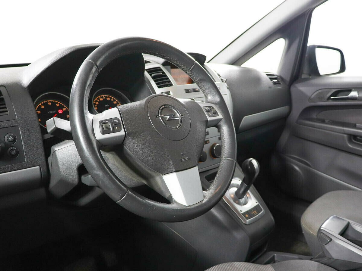 Opel Zafira, 1.8 л, Робот, 2010 фото 2