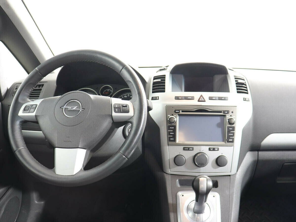 Opel Zafira, 1.8 л, Робот, 2013 фото 9
