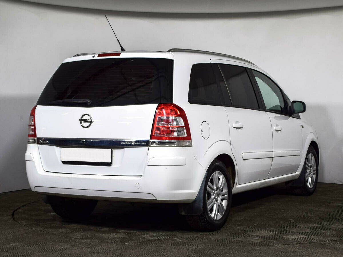 Opel Zafira, 1.8 л, Робот, 2013 фото 5
