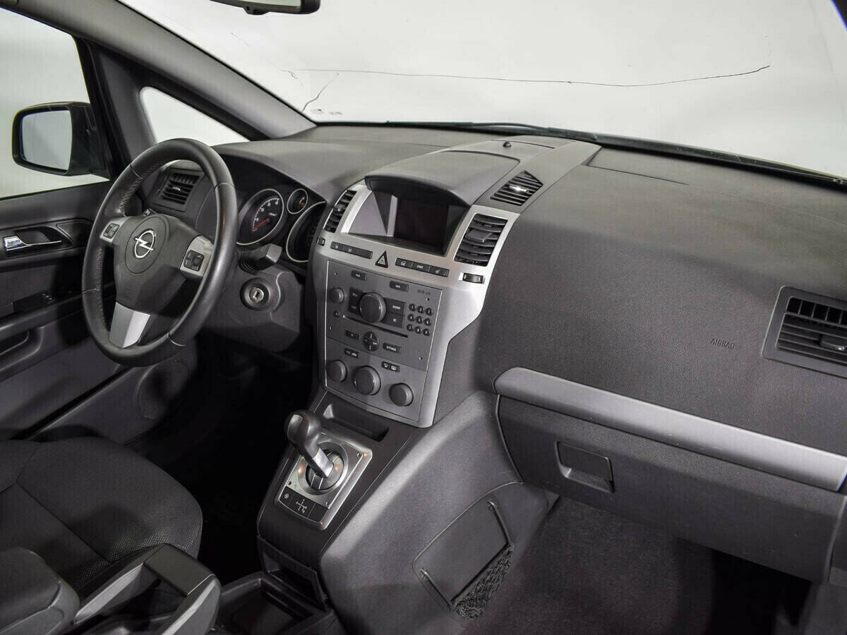 Opel Zafira, 1.8 л, Робот, 2013 фото 2