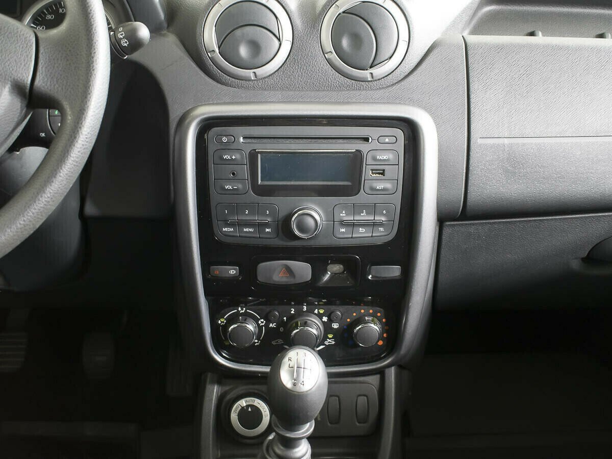 Renault Duster, 1.6 л, МТ, 2012 фото 7