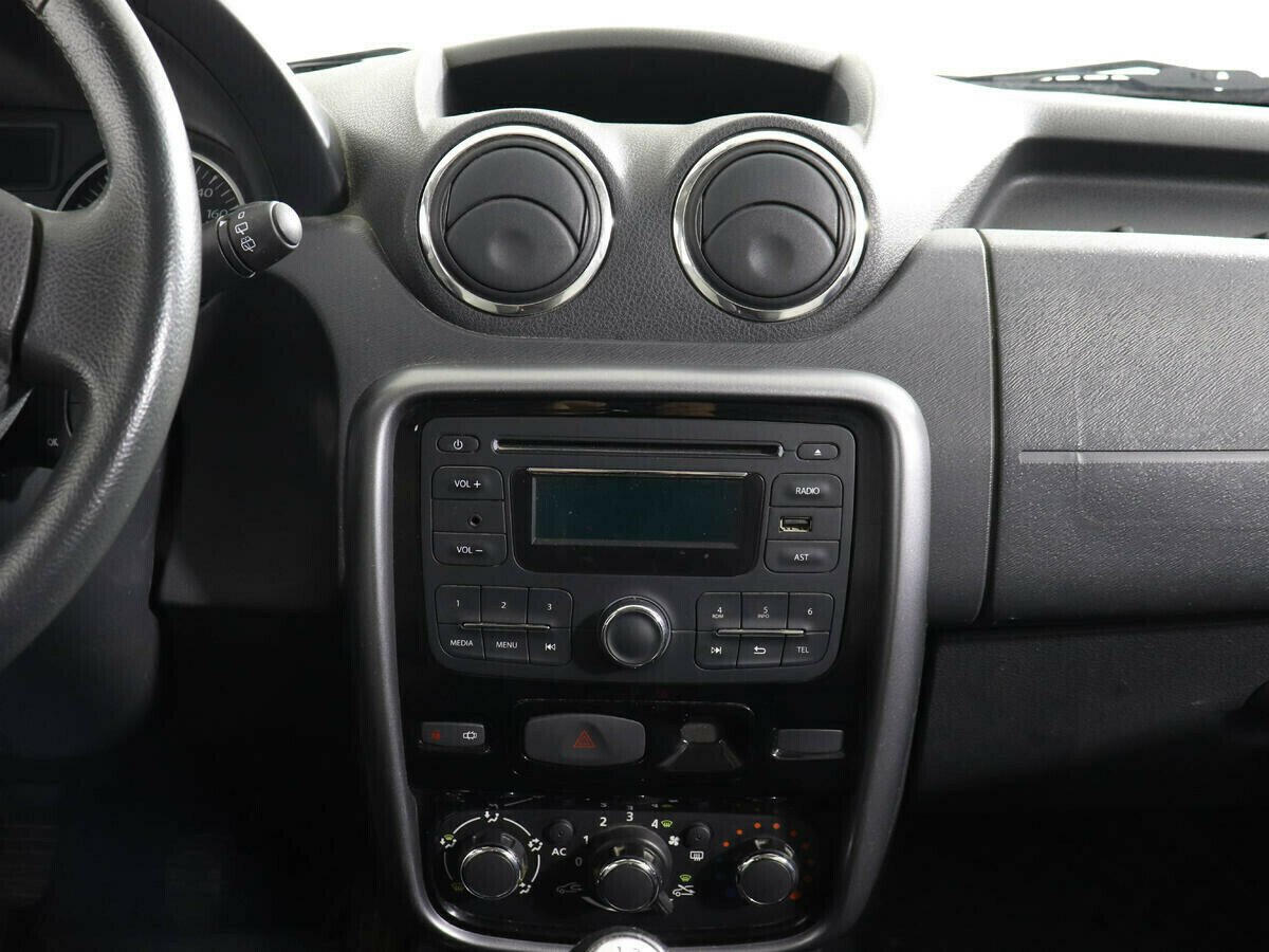 Renault Duster, 2.0 л, МТ, 2013 фото 8