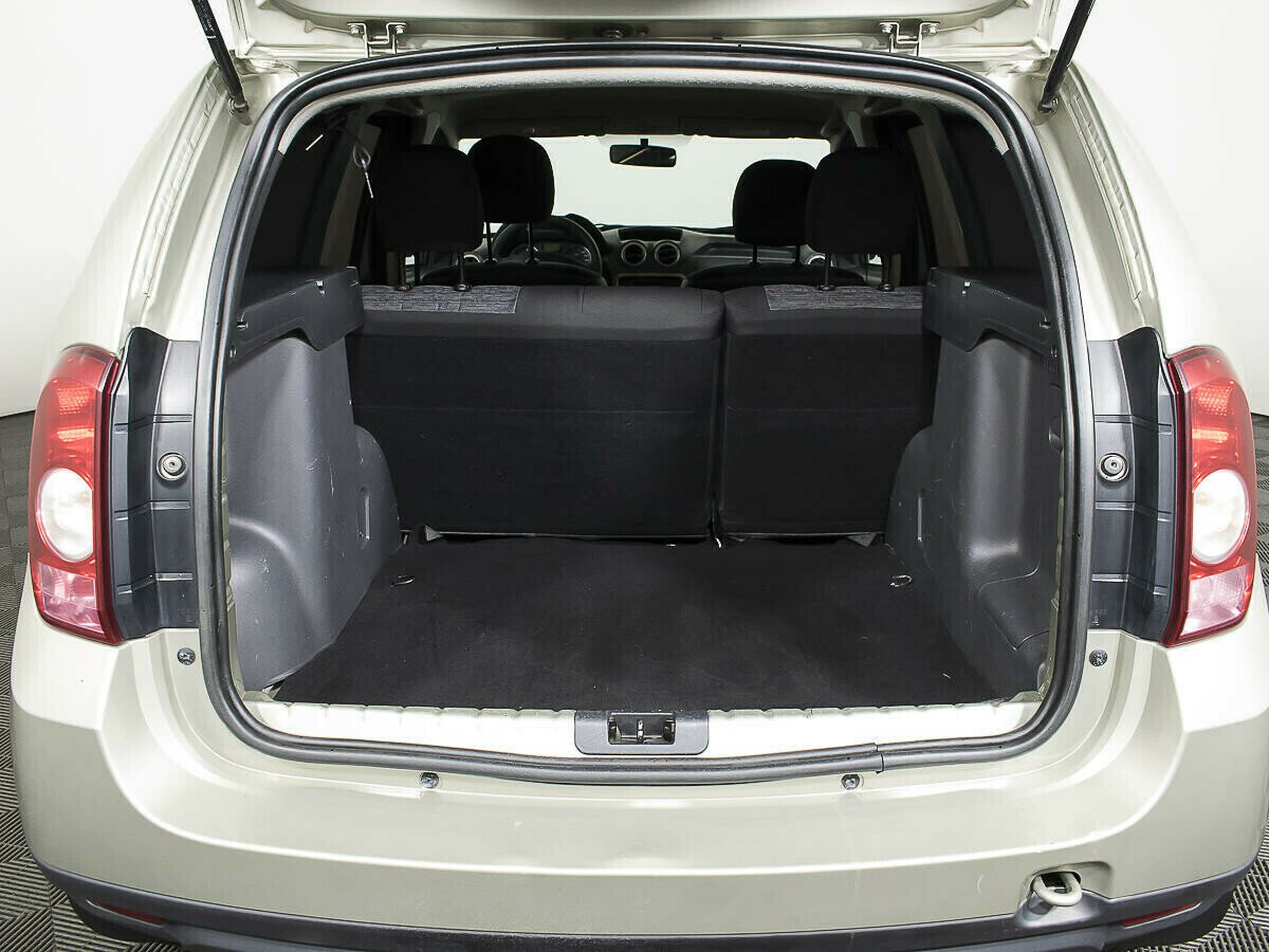Renault Duster, 2.0 л, АТ, 2014 фото 1