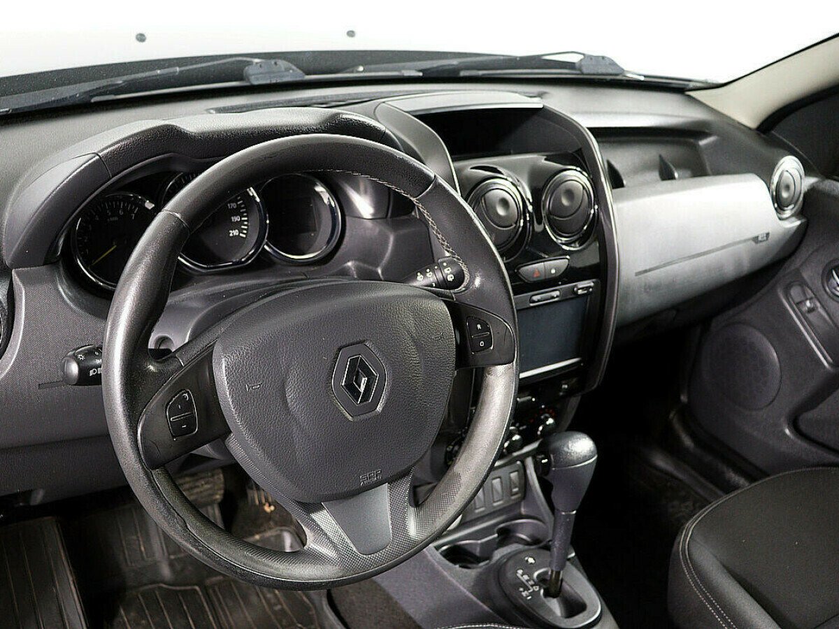 Renault Duster, 2.0 л, АТ, 2015 фото 9