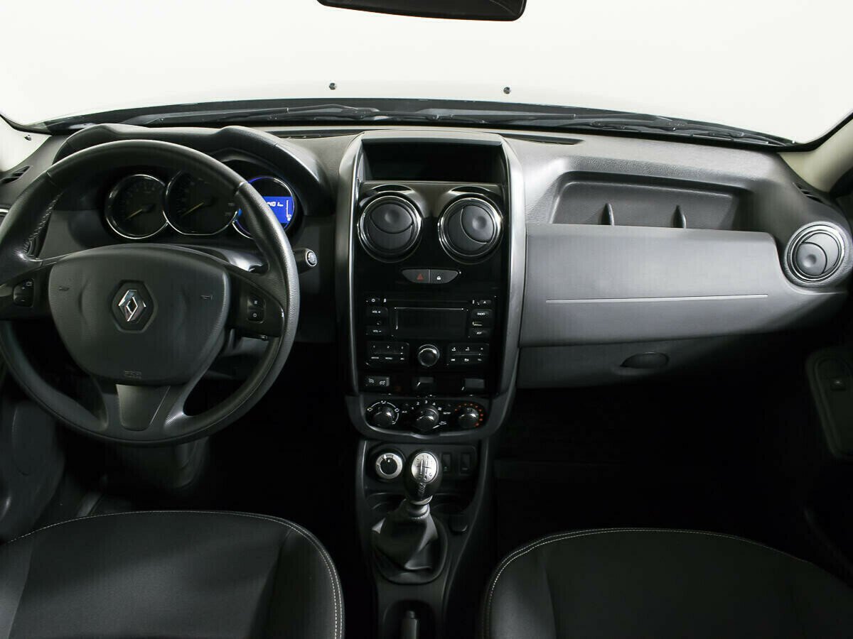 Renault Duster, 1.6 л, МТ, 2017 фото 8