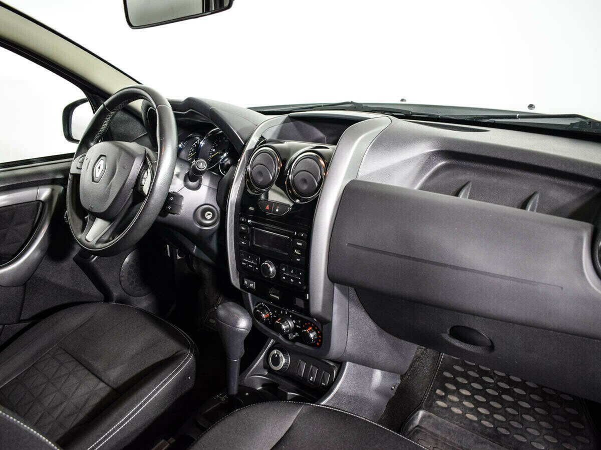Renault Duster, 2.0 л, АТ, 2016 фото 2