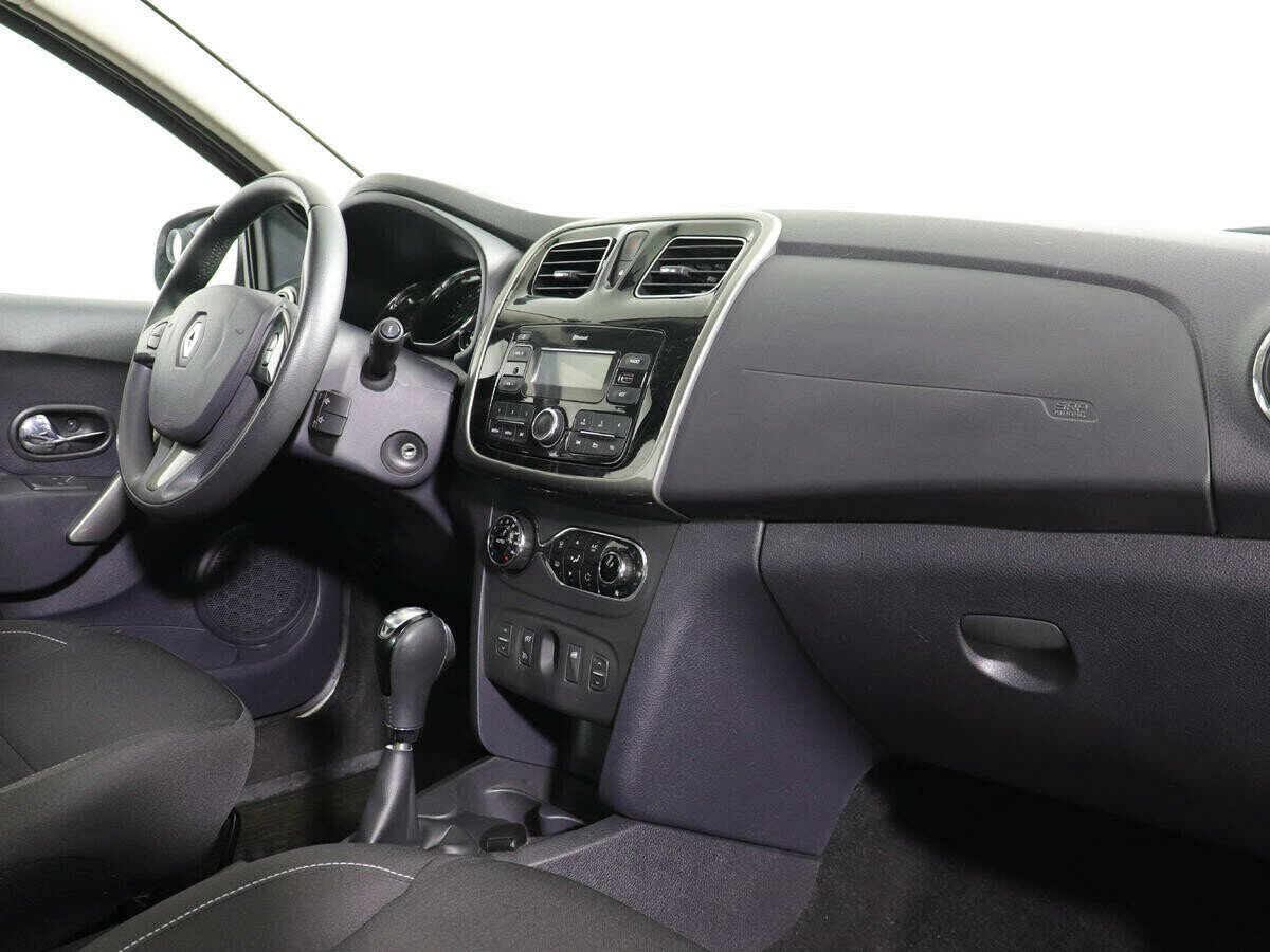 Renault Sandero, 1.6 л, АТ, 2017 фото 8