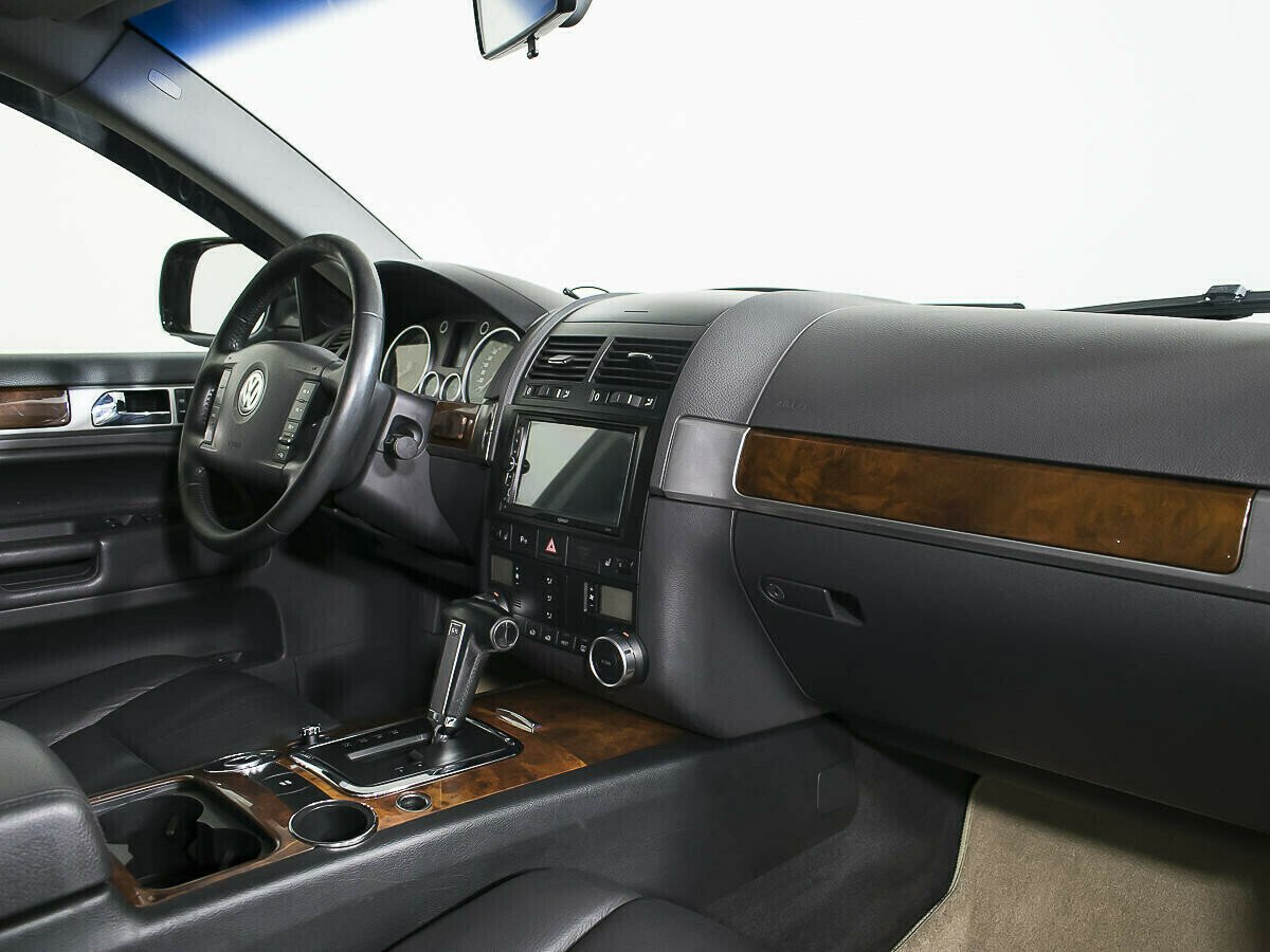 Volkswagen Touareg, 2.5 л, АТ, 2006 фото 8