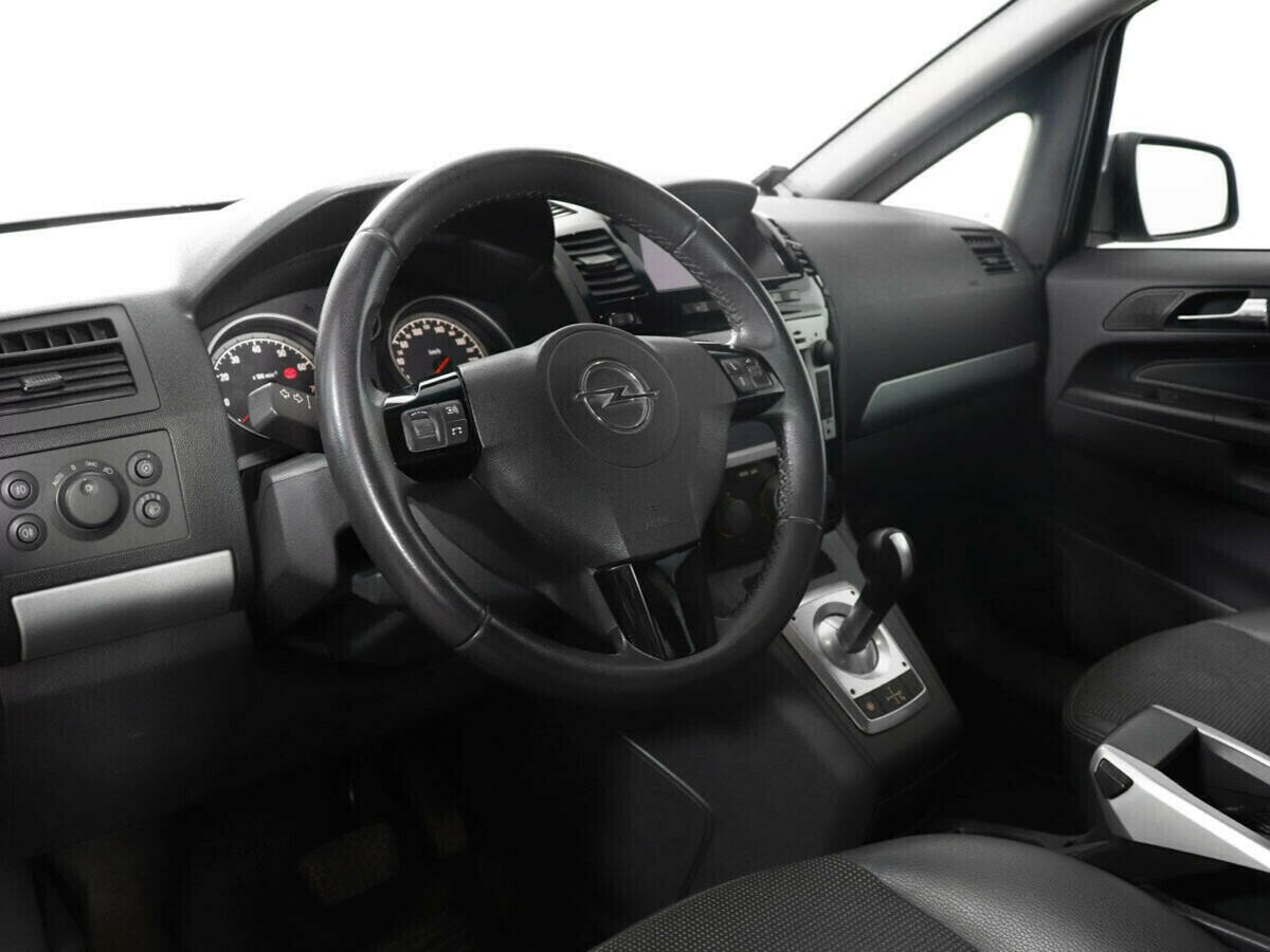 Opel Zafira 1.4 МКПП, 2011, 156 000 км фото 8