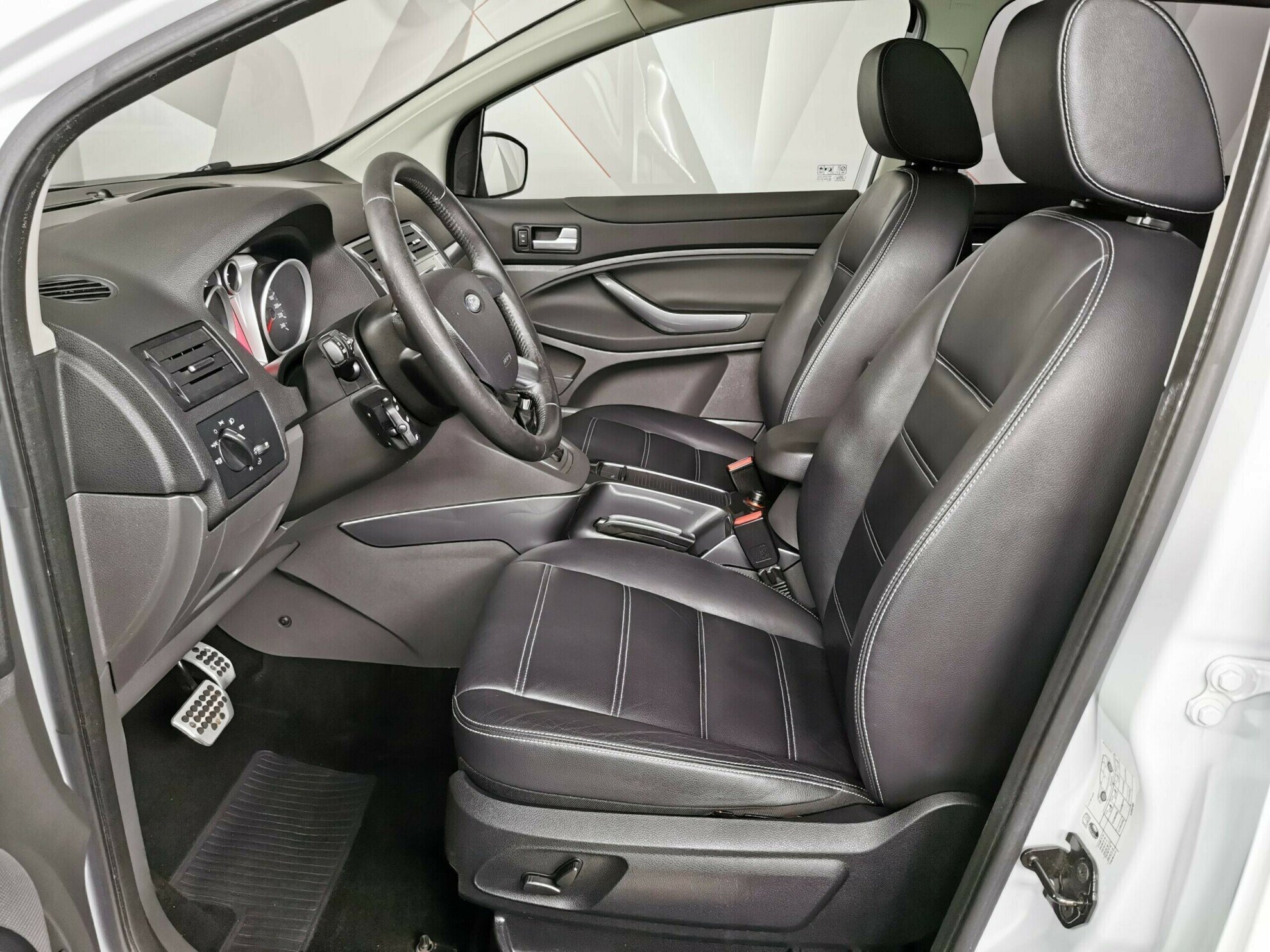 Ford Kuga, 2.5 л, АТ, 2012 фото 8