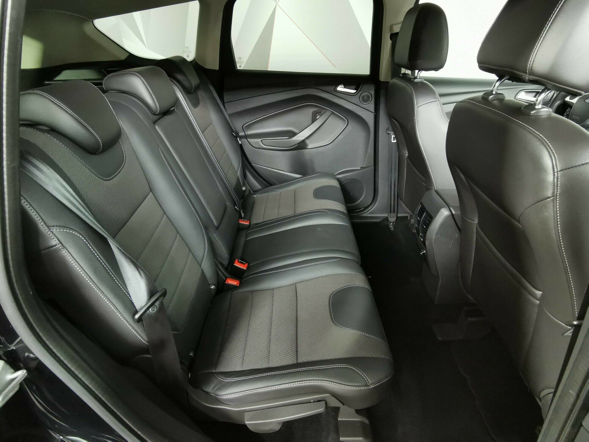 Ford Kuga, 1.5 л, АТ, 2014 фото 1