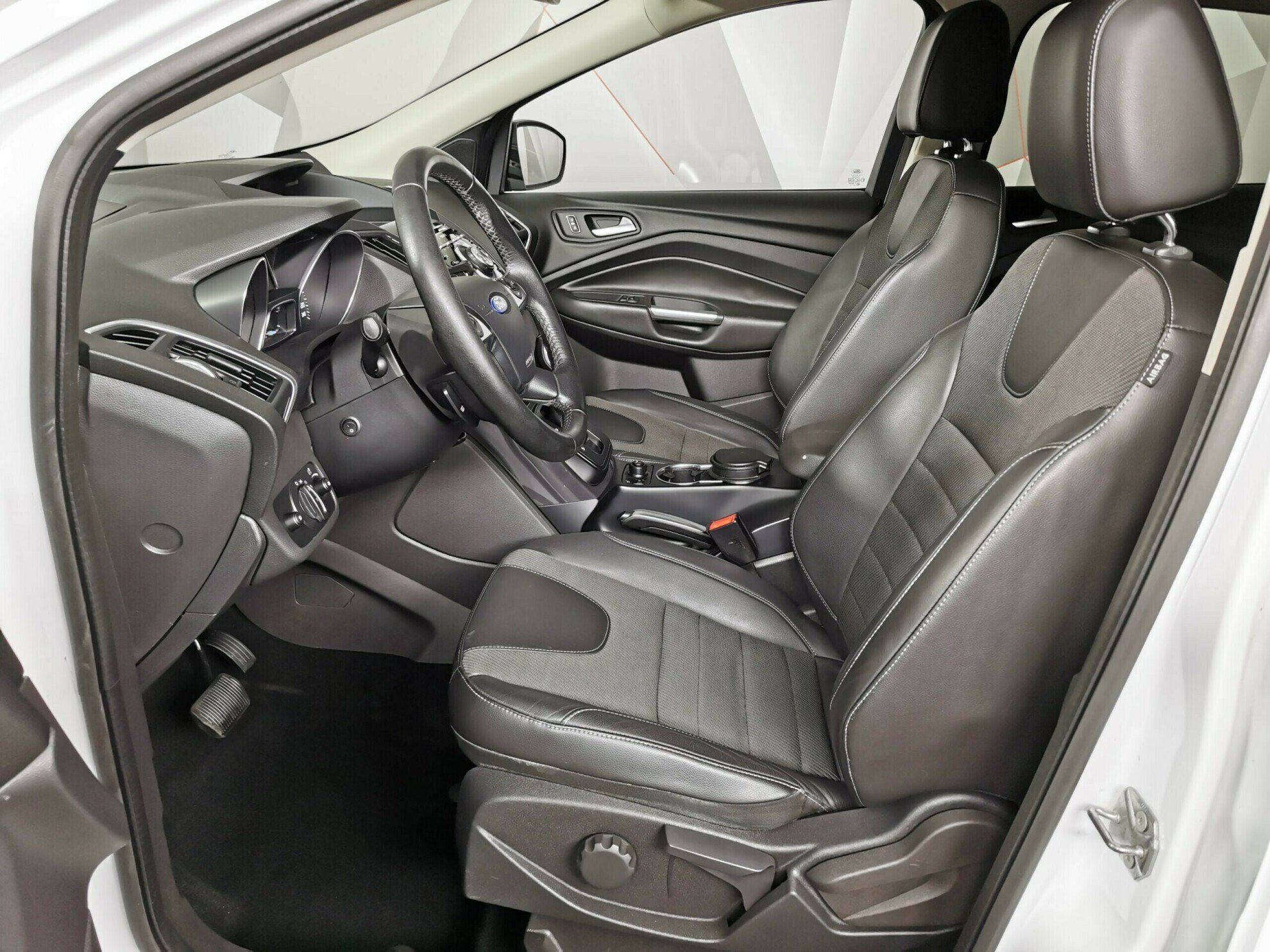 Ford Kuga, 2.0 л, Робот, 2015 фото 9