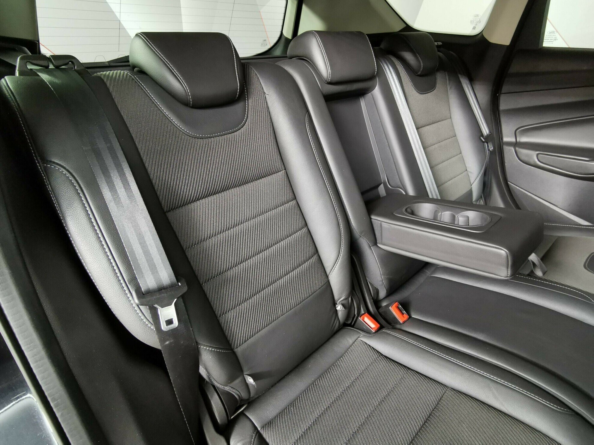 Ford Kuga, 1.5 л, АТ, 2014 фото 1